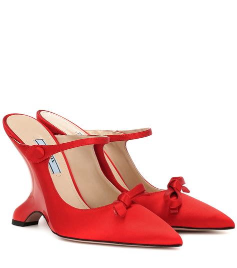 prada red ribbon pump|Prada.